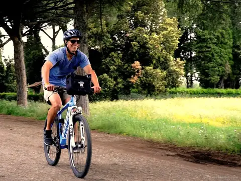 Appian Way, Catacombs & Roman Aqueducts E-Bike Tour, photo 5