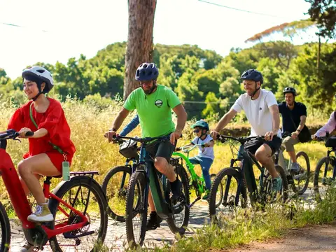 Appian Way, Catacombs & Aqueducts by E-Bike with Hotel-Area Shuttle, photo 3