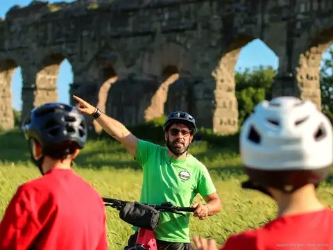 Appian Way, Catacombs & Aqueducts by E-Bike with Hotel-Area Shuttle, photo 4