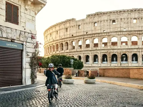 Sunrise E-Bike Tour with Italian Breakfast, photo 2